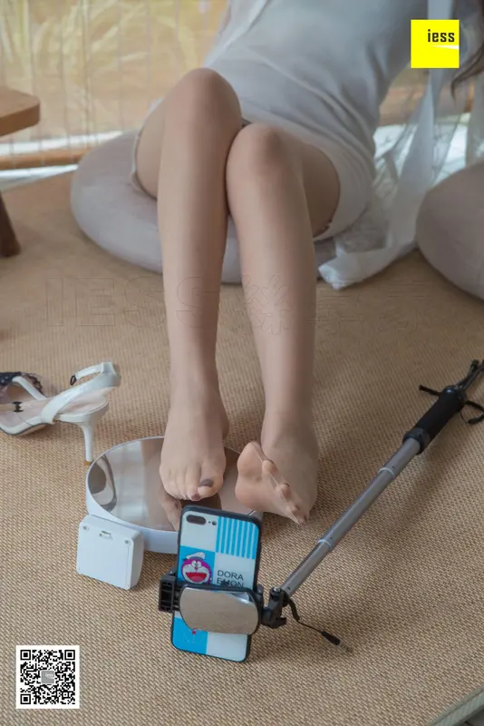 2019.01.31 丝享家413:《九妹玩自拍》九妹 - IESS